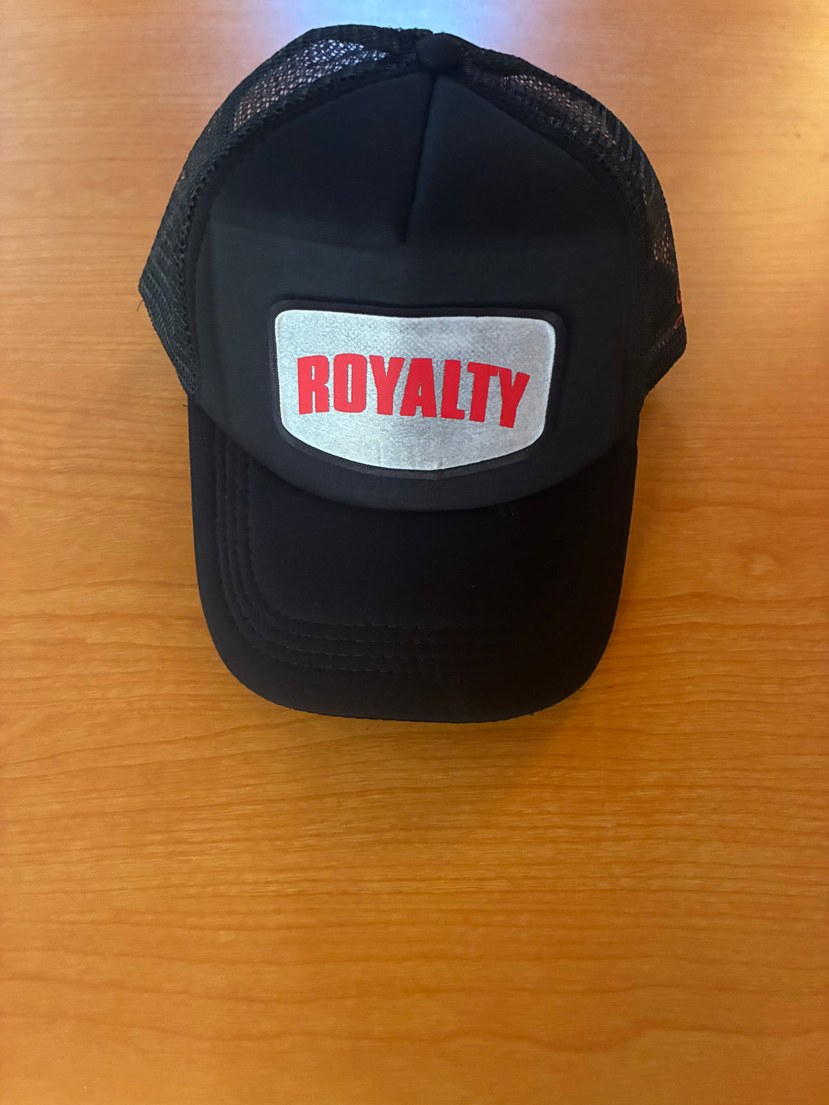 Trucker: Black & Red ROYALTY