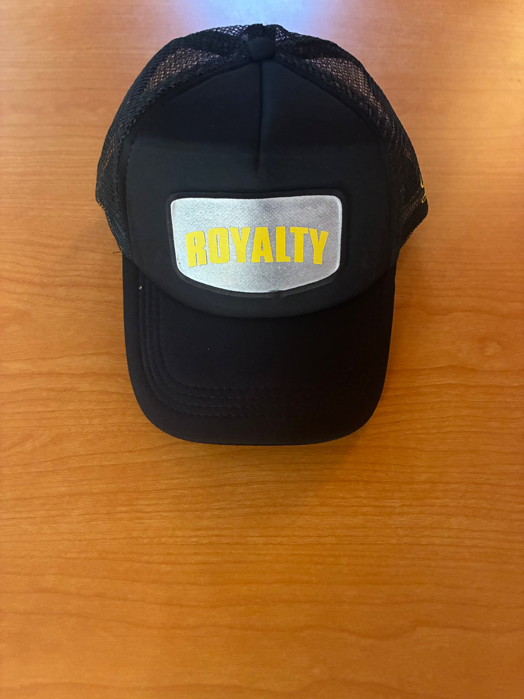 Trucker: Black & Yellow ROYALTY