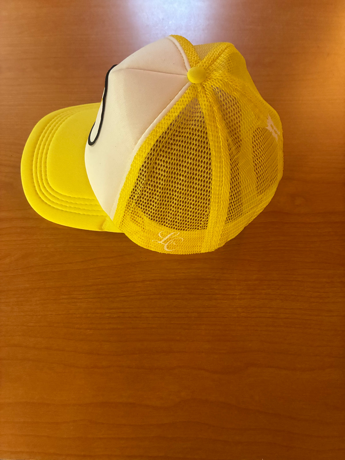 Trucker: White & Yellow R LOGO
