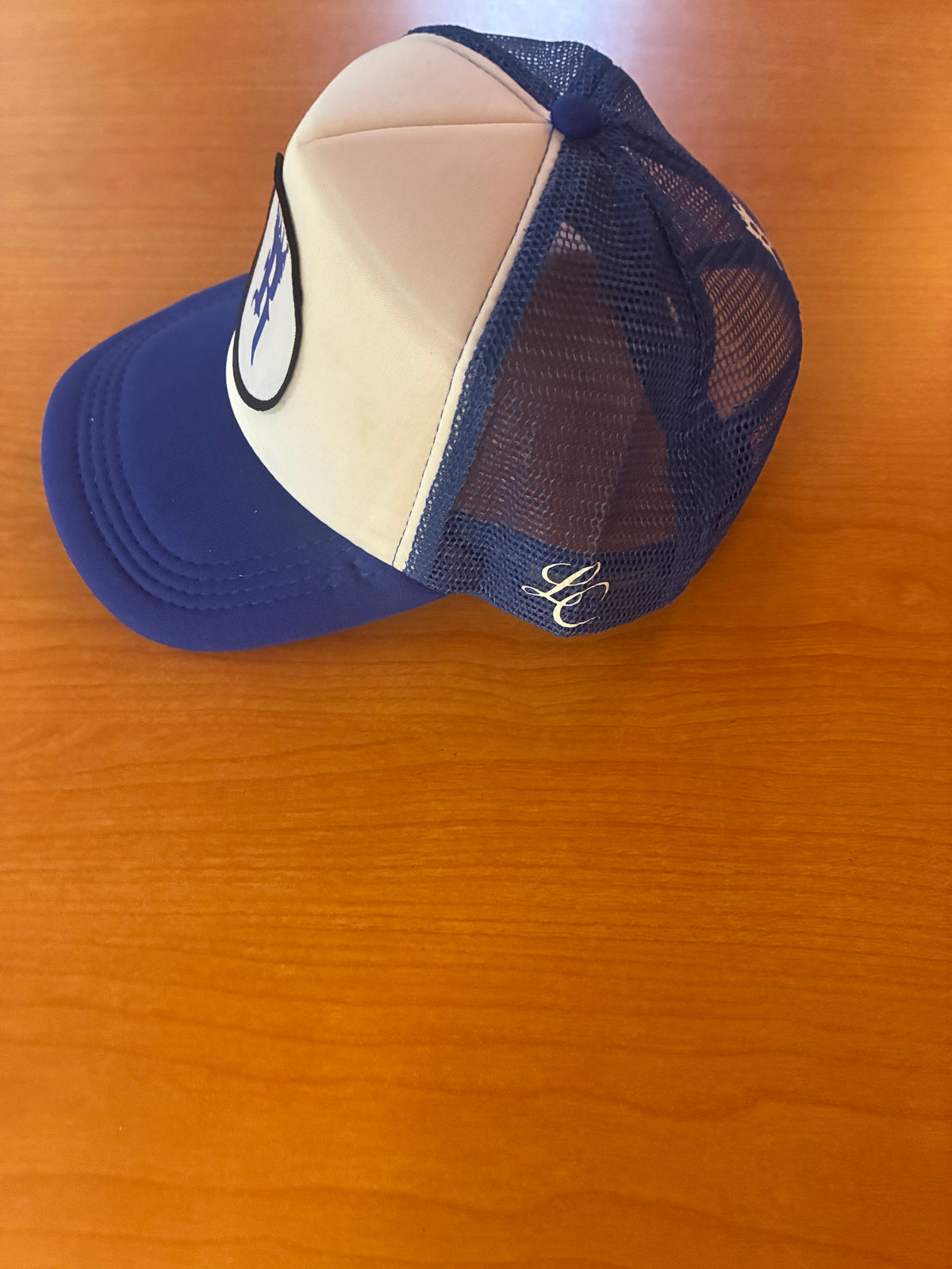 Trucker: White & Ocean Blue R LOGO